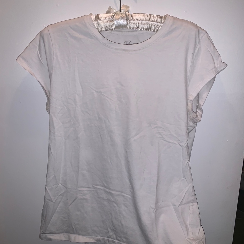 Plain Tee.